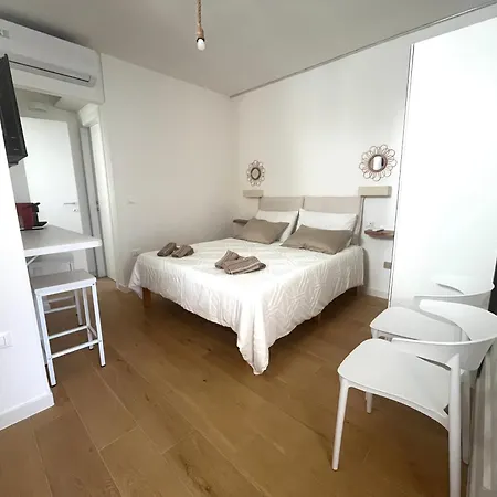 Apartment Monolocale Nel Cuore Di Abbonamento Parcheggio Gratis *