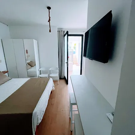 Apartment Monolocale Nel Cuore Di Abbonamento Parcheggio Gratis *